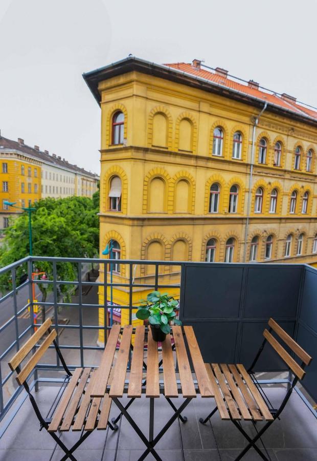 Corvin Avenue Premium Central Apartment Budapest Exterior photo