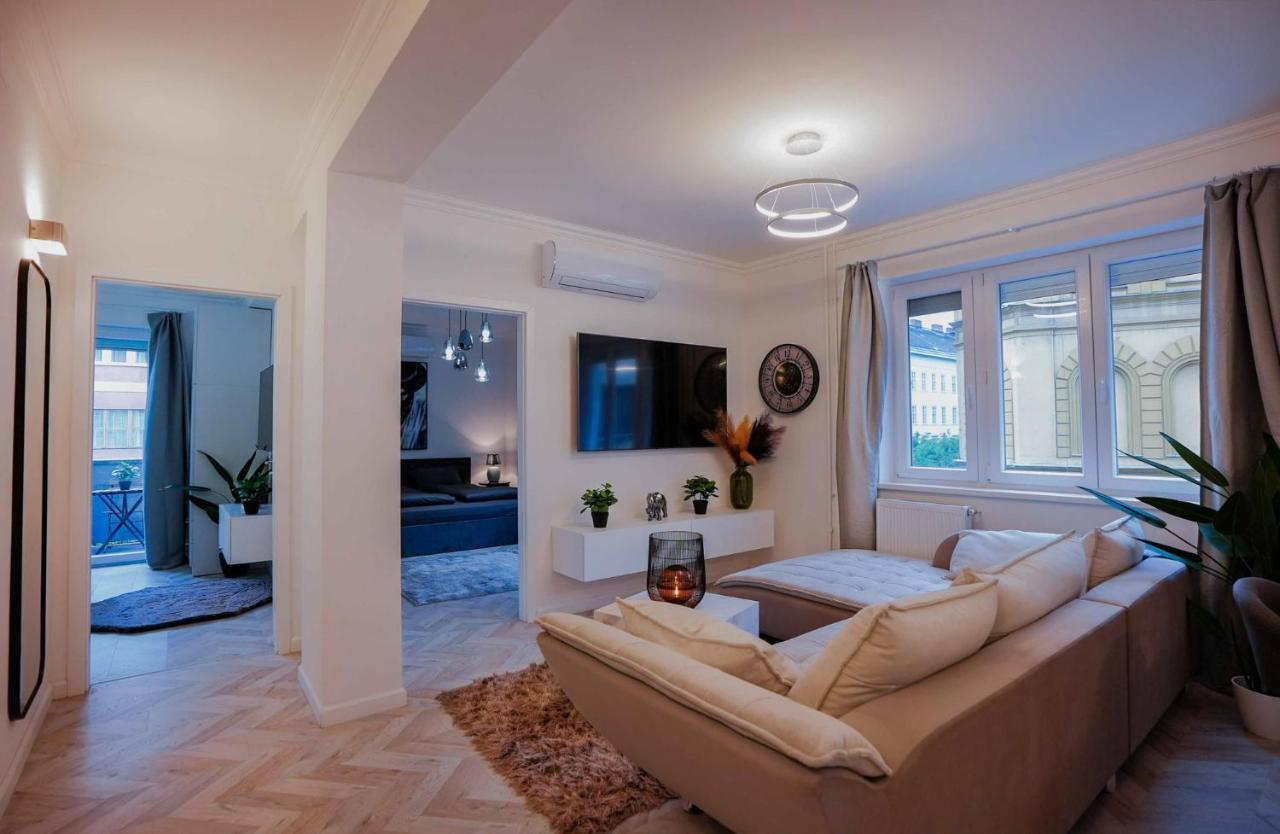 Corvin Avenue Premium Central Apartment Budapest Exterior photo