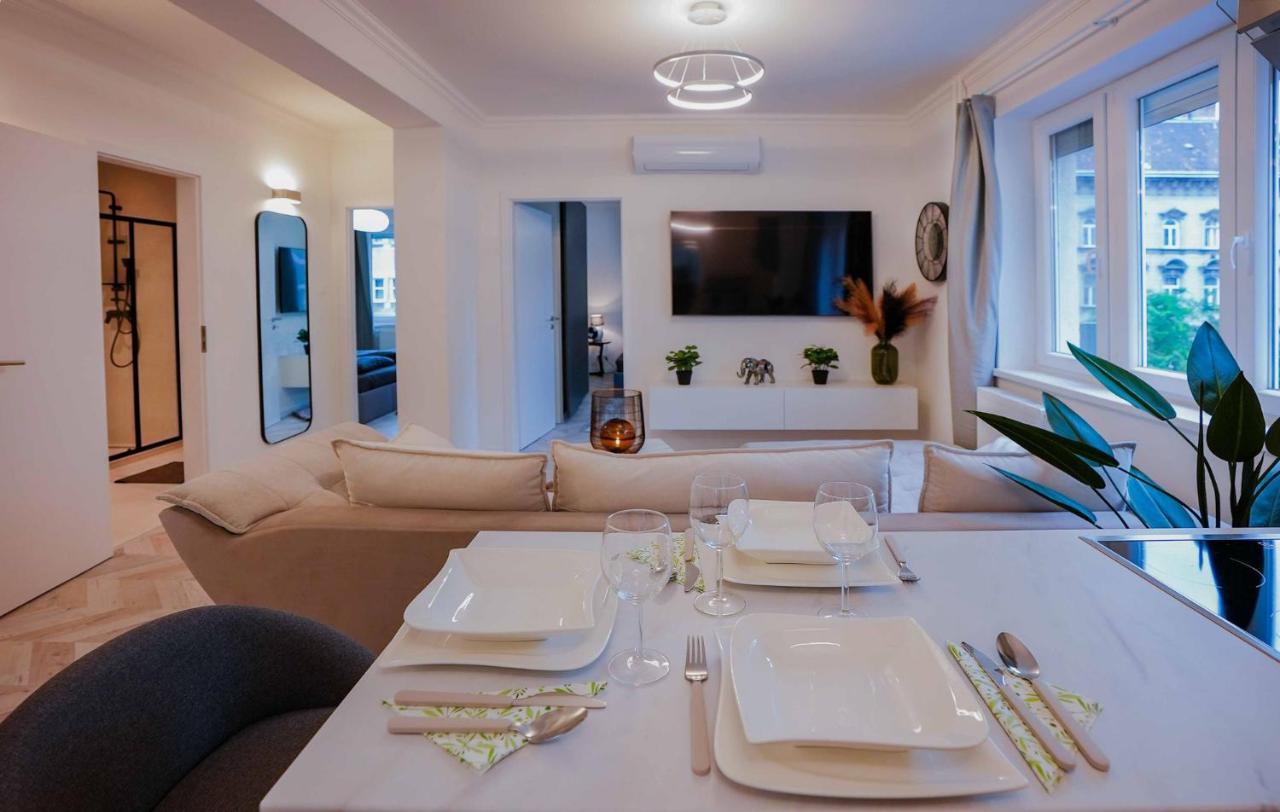Corvin Avenue Premium Central Apartment Budapest Exterior photo